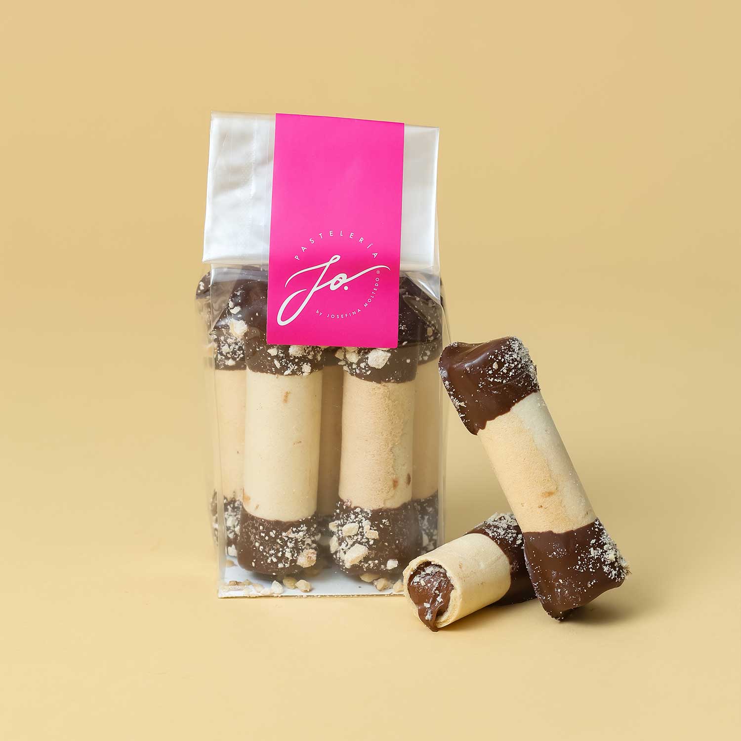 Barquillos rellenos de nutella