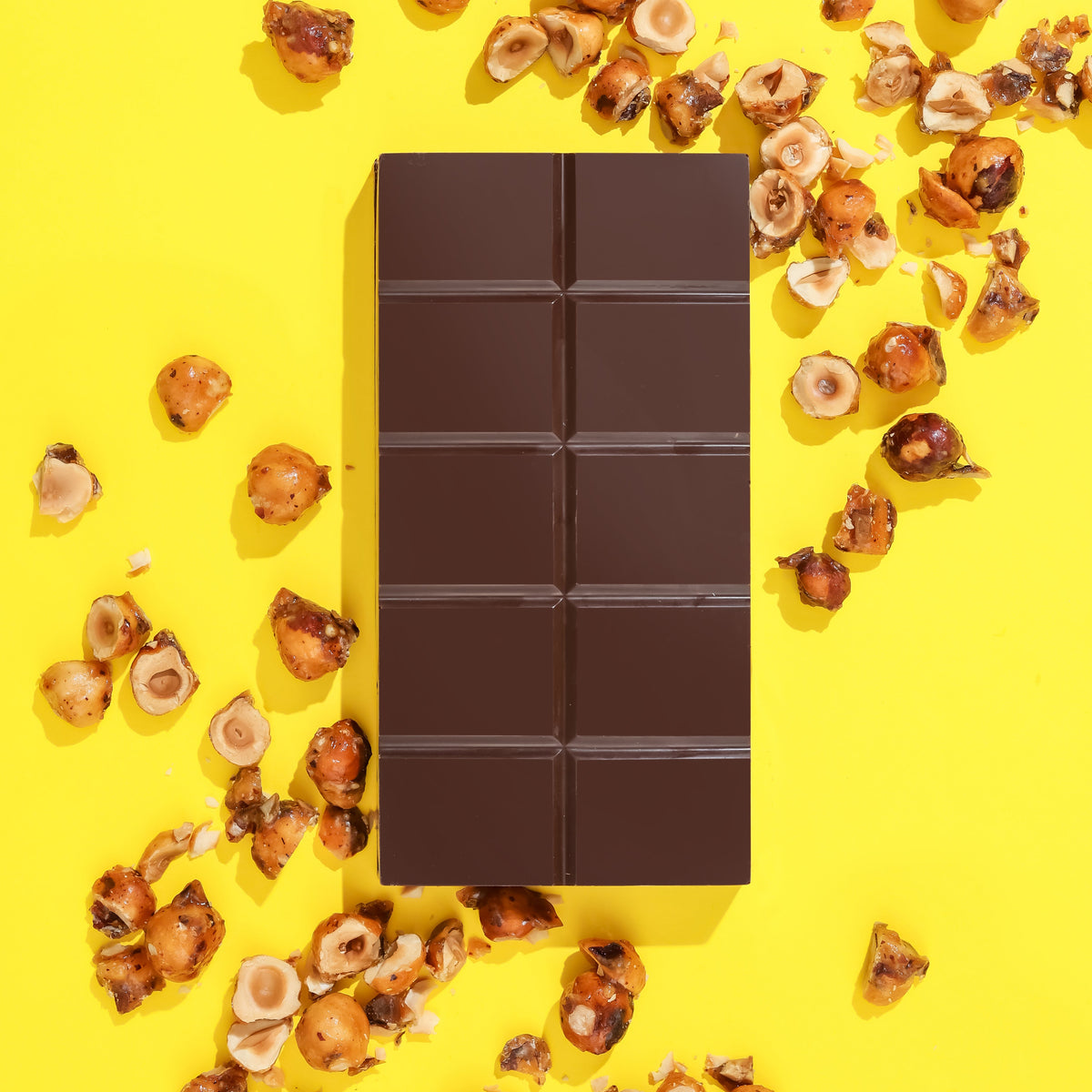 Barra de chocolate avellana con caramelo salado